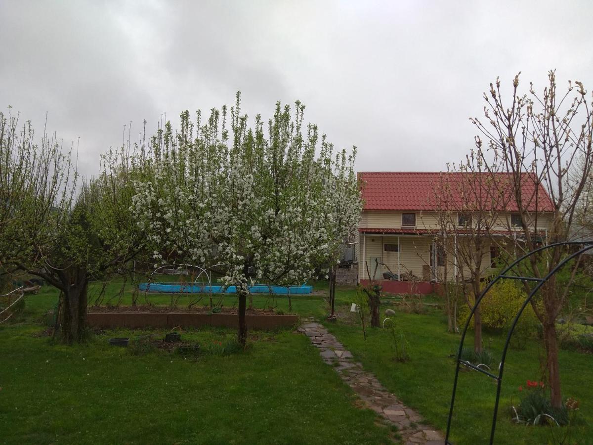 Bed and Breakfast Garden House Almaty Exterior foto